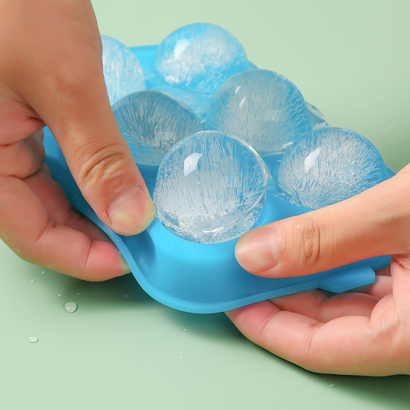 Silicone ball ice tray